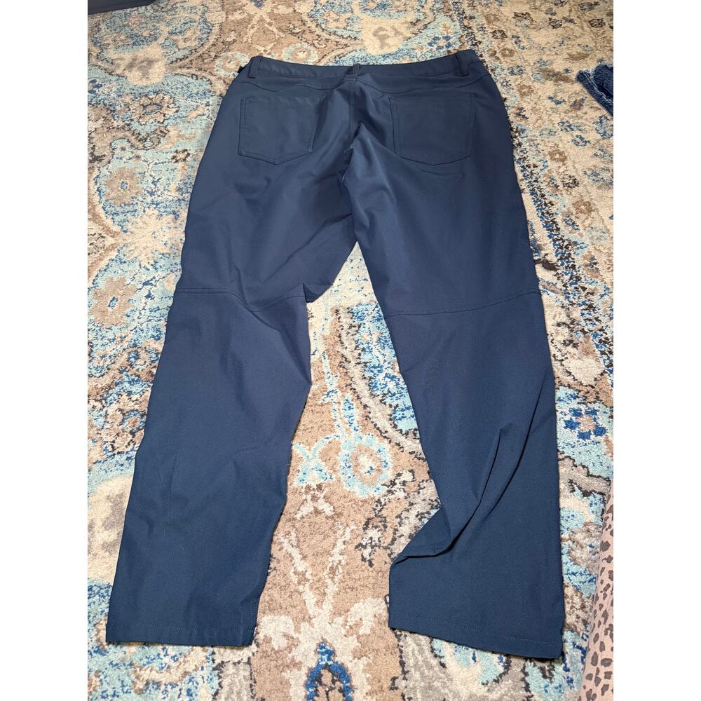 Lululemon Mens ABC Pant - Picture 5 of 5